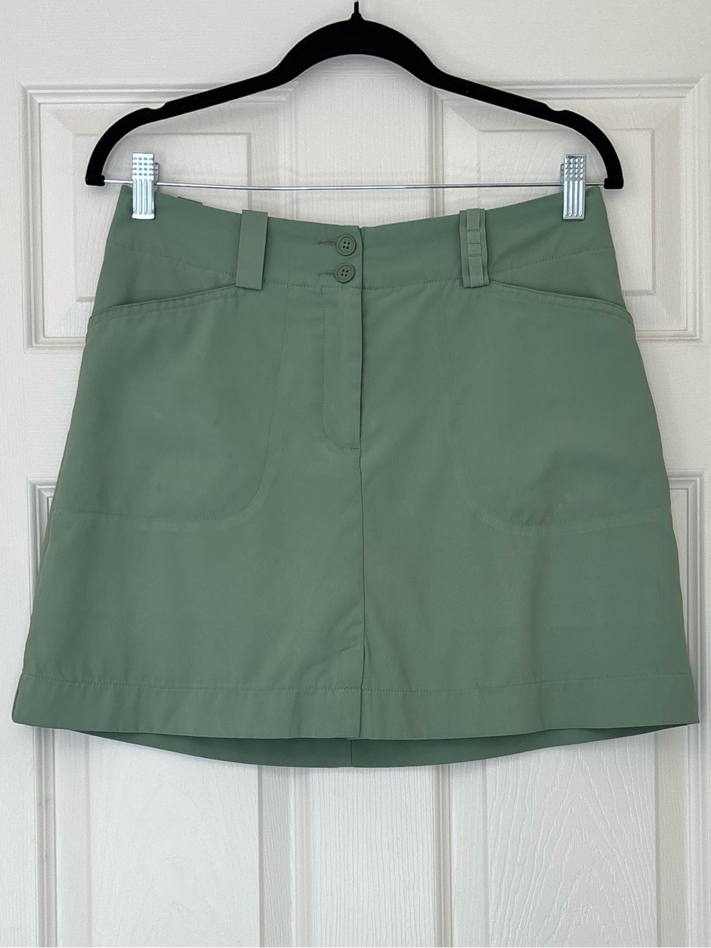 Nike Fit Dry Golf Tour Performance Skort with Biker Shorts and Back Pockets